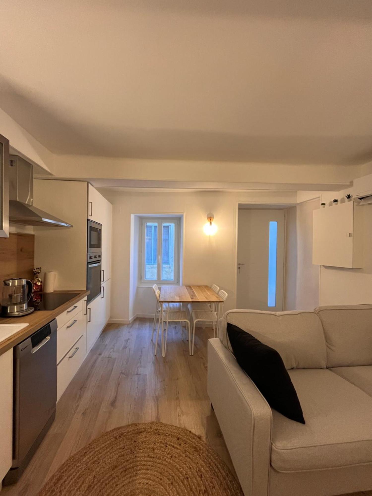 Maison 1807 Saint-Chaptes Екстер'єр фото