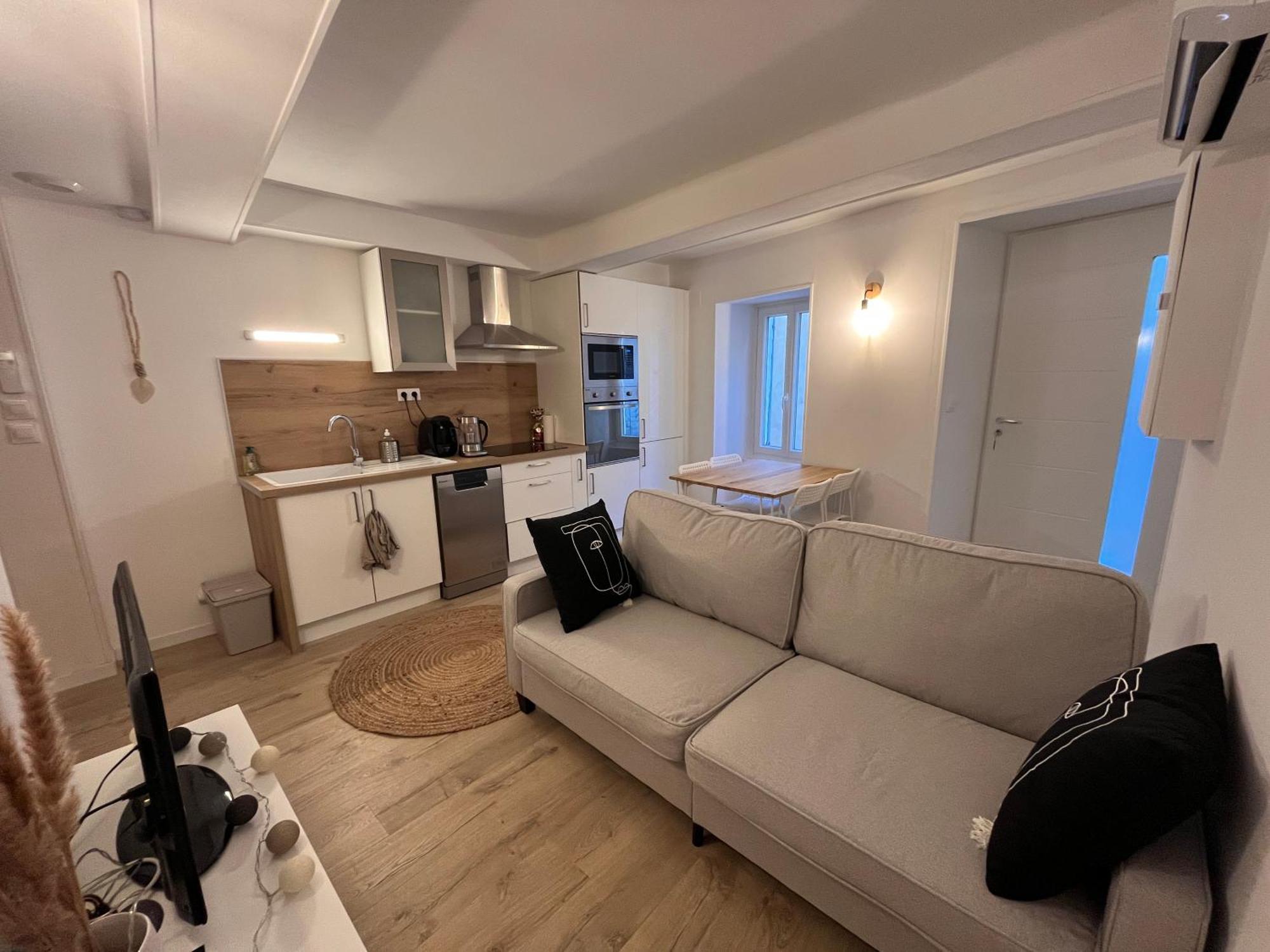 Maison 1807 Saint-Chaptes Екстер'єр фото